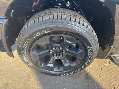 New 2026 RAM 1500 Express AWD/4WD image 10