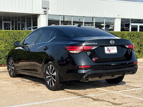 Used 2025 Nissan Sentra SV w/ SV Premium Package image 7