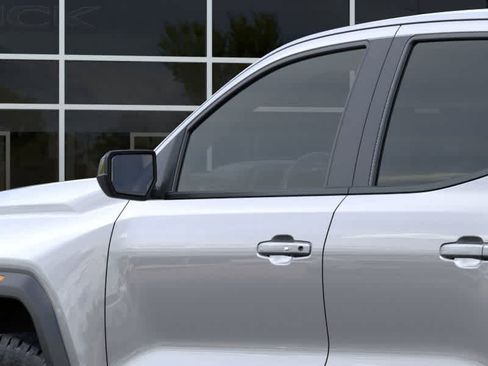 New 2026 GMC Canyon AT4 image 12