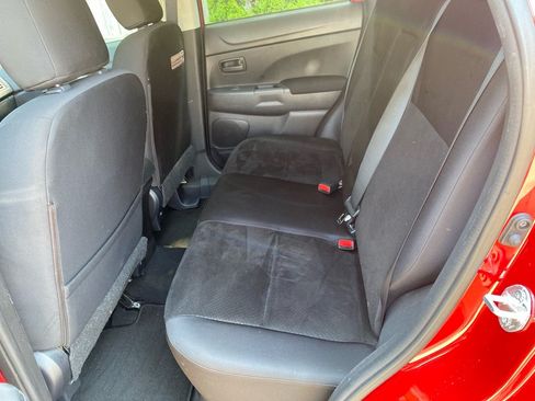 Used 2013 Mitsubishi Outlander Sport ES AWD/4WD image 16