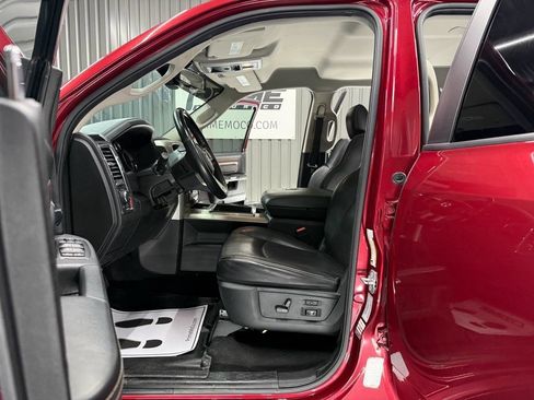 Used 2015 RAM 2500 Laramie AWD/4WD image 18