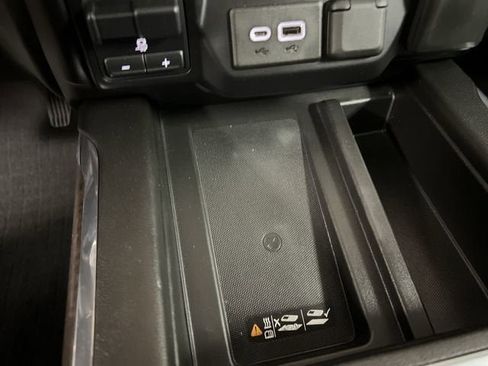 Certified 2022 GMC Sierra 2500 Denali AWD/4WD image 36