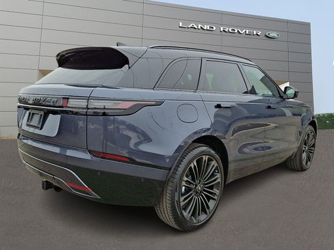 New 2026 Land Rover Range Rover Velar Dynamic SE image 2
