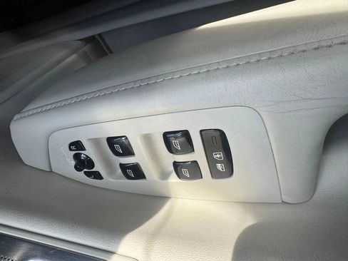 Used 2017 Volvo S90 T6 Inscription w/ Vision Package image 21
