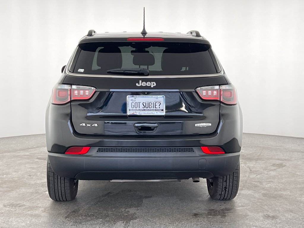 Used 2018 Jeep Compass Latitude w/ Popular Equipment Group AWD/4WD image 5