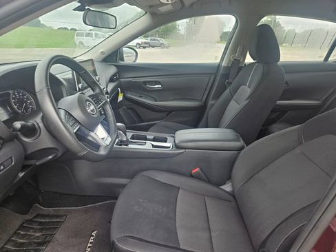 Used 2025 Nissan Sentra SV w/ All-Weather Package FWD image 9