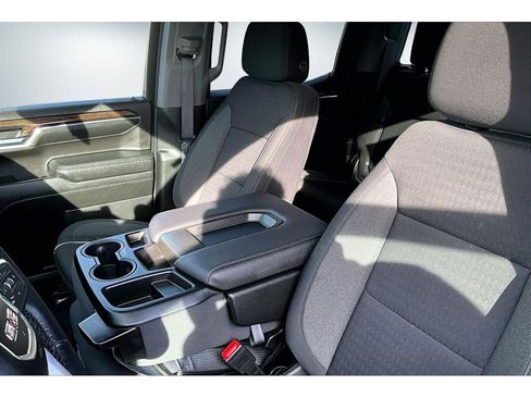 Used 2024 GMC Sierra 1500 Elevation image 19