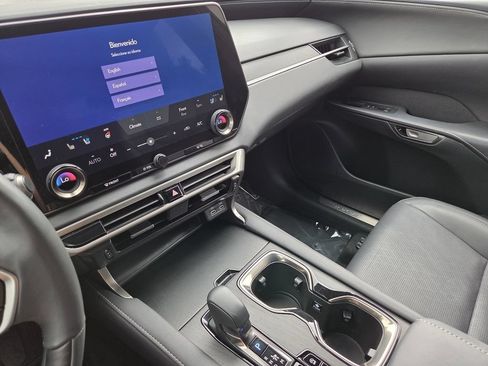 Certified 2023 Lexus RX 350 Premium Plus w/ Cold Area Package AWD/4WD image 39