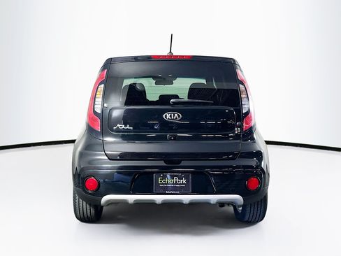 Used 2017 Kia Soul + FWD image 7