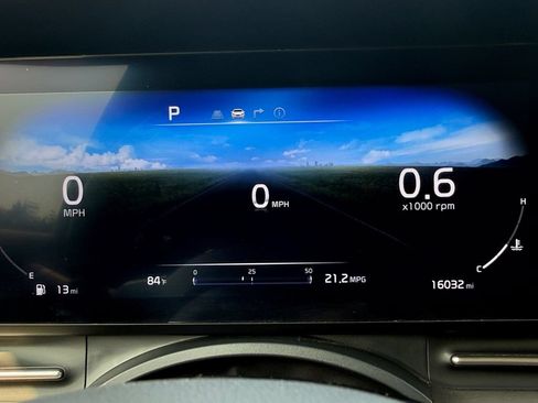 Used 2024 Kia Carnival SX FWD image 13