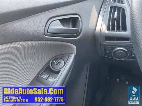 Used 2014 Ford Focus S FWD image 37