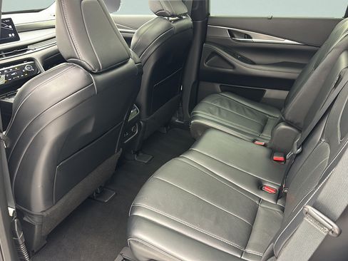 Used 2023 INFINITI QX60 Luxe w/ Cargo Package AWD/4WD image 9