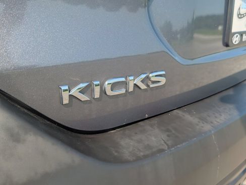 Used 2020 Nissan Kicks S FWD image 41