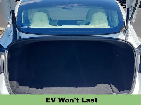 Used 2023 Tesla Model 3 Standard Range RWD image 23
