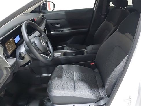 New 2026 Nissan Kicks SV image 20