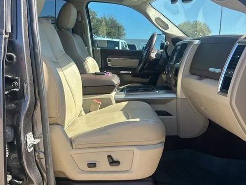 Used 2014 RAM 2500 Laramie w/ Convenience Group image 23