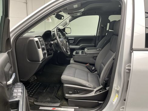Used 2017 Chevrolet Silverado 1500 LT w/ All Star Edition AWD/4WD image 3