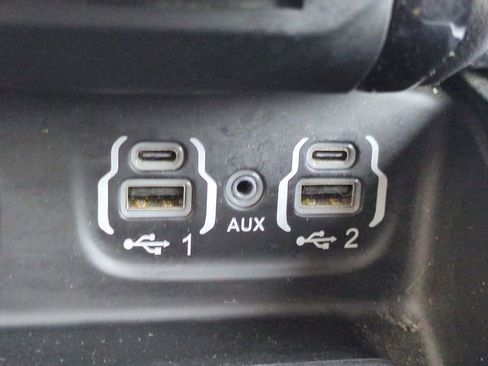 Used 2023 RAM 1500 Big Horn image 22