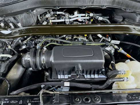 Used 2024 Ford Explorer Limited image 33