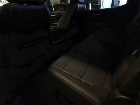 Used 2019 GMC Sierra 1500 Denali w/ Driver Alert Package II AWD/4WD image 4