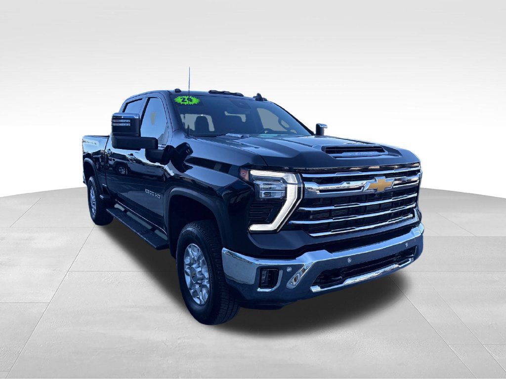 Used 2024 Chevrolet Silverado 2500 LTZ w/ LTZ Convenience Package AWD/4WD image 8