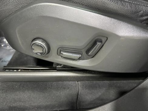 Used 2018 Volvo XC90 T6 Momentum w/ Convenience Package image 28