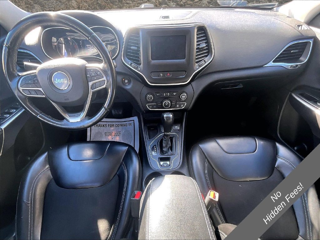 Used 2019 Jeep Cherokee Latitude Plus FWD image 12
