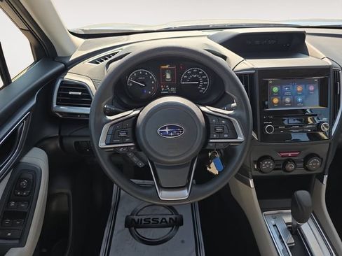 Used 2021 Subaru Forester AWD/4WD image 12