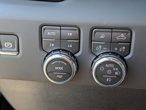 New 2026 GMC Sierra 2500 AT4X AWD/4WD image 22