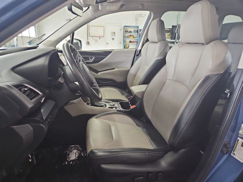 Used 2021 Subaru Forester Limited w/ Popular Package #3 AWD/4WD image 9
