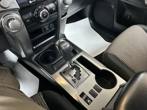 Used 2022 Toyota 4Runner SR5 image 6