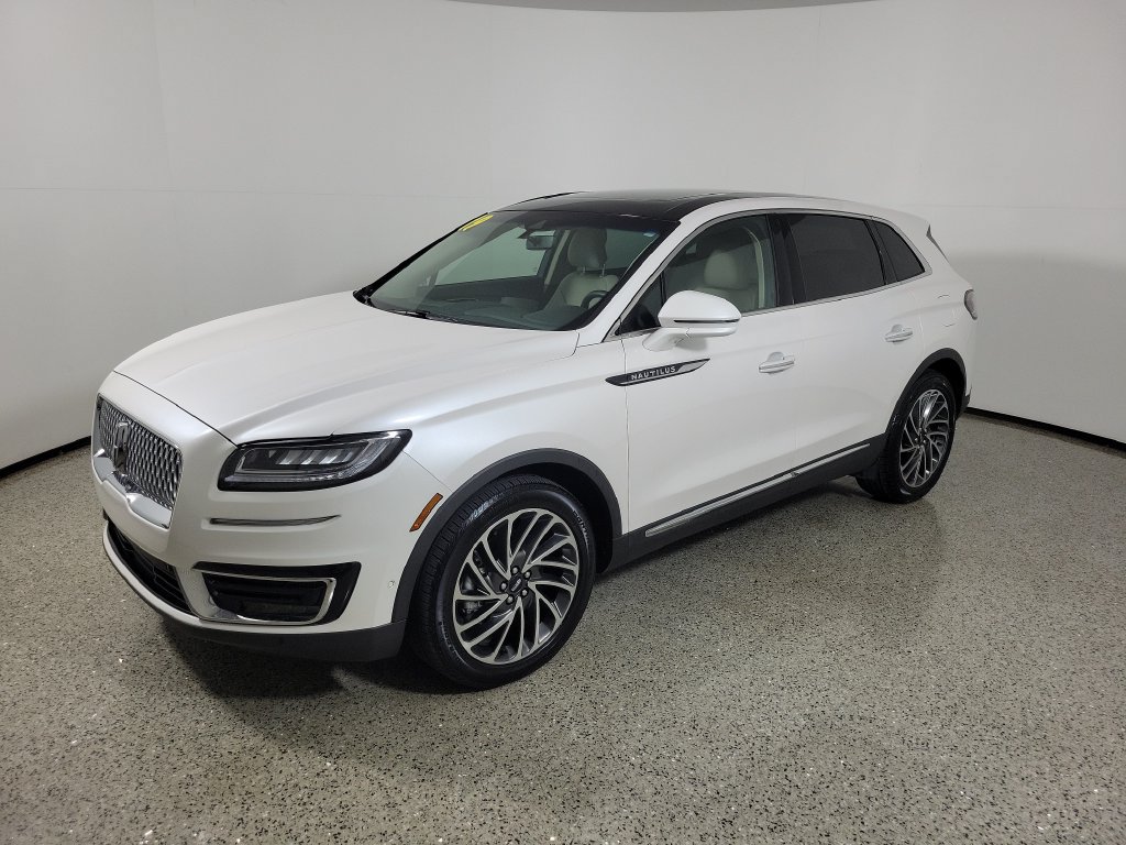 Used 2019 Lincoln Nautilus Reserve FWD image 2