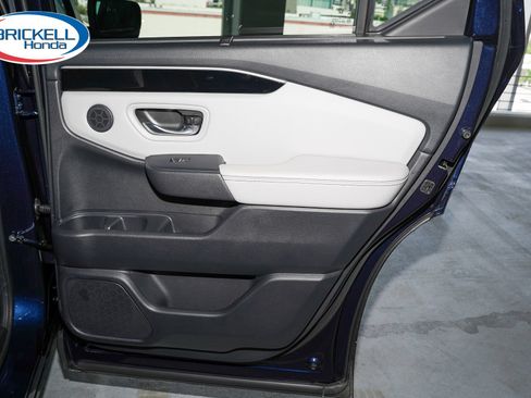 Certified 2023 Honda Pilot EX-L image 18