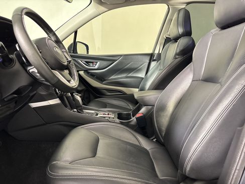 Used 2023 Subaru Forester Limited AWD/4WD image 5