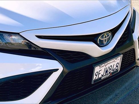 Used 2023 Toyota Camry SE image 28