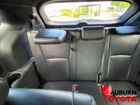 Used 2022 Toyota Highlander XSE AWD/4WD image 22