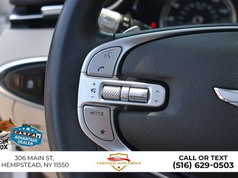 Used 2022 Genesis GV70 2.5T AWD/4WD image 16