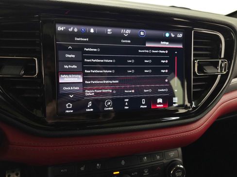 Used 2021 Dodge Durango R/T w/ Blacktop Package AWD/4WD image 27