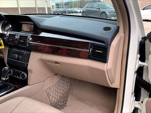 Used 2012 Mercedes-Benz GLK 350 2WD image 15
