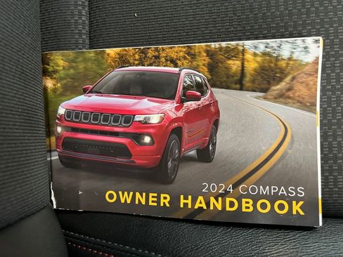 Used 2024 Jeep Compass Trailhawk image 25