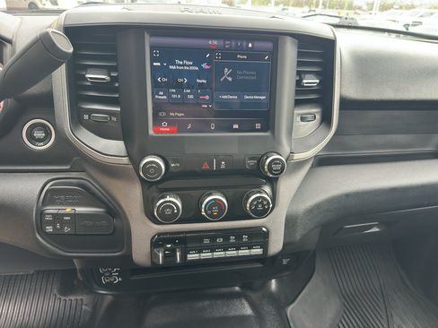 Used 2024 RAM 2500 Tradesman w/ Chrome Appearance Group AWD/4WD image 20