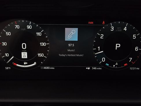 Used 2025 Land Rover Discovery S image 34