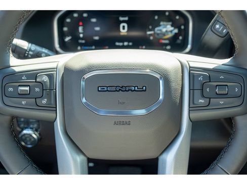 New 2026 GMC Sierra 2500 Denali w/ Denali Reserve Package AWD/4WD image 18