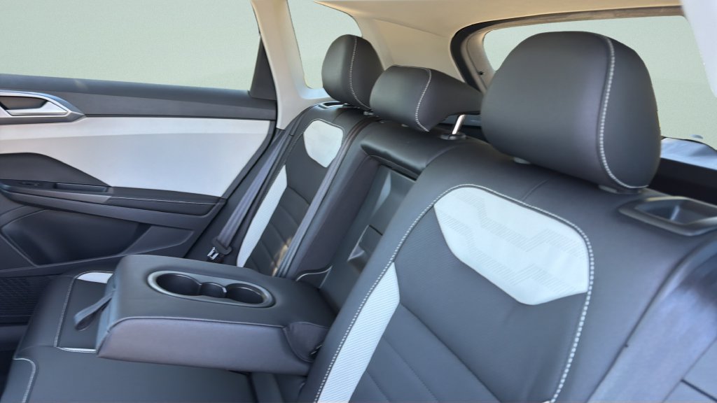 New 2027 Volkswagen Taos SEL AWD/4WD image 31