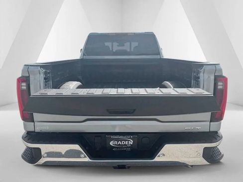 Used 2020 Chevrolet Silverado 1500 Custom w/ Custom Value Package image 29