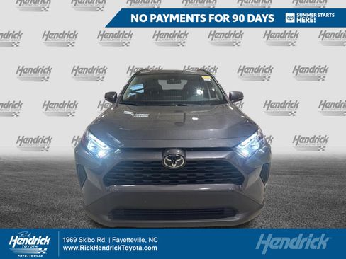 Used 2025 Toyota RAV4 XLE w/ Convenience Package FWD image 1