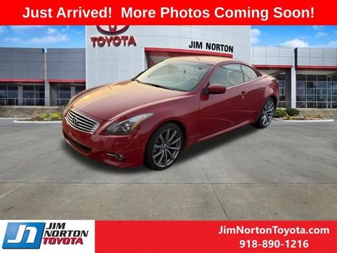 Used 2011 INFINITI G37 Convertible w/ Premium Pkg RWD image 4