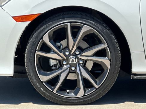 Used 2019 Honda Civic Sport image 12