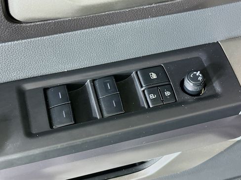 Used 2025 Toyota Tundra SR5 w/ SR5 Convenience Package AWD/4WD image 14