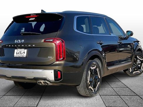 Used 2023 Kia Telluride S image 13